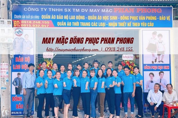 May mặc đồng phục Phan Phong